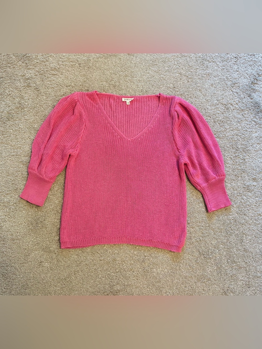 Women’s Small JODIFL Pink V-Neck Puff Sleeve Sweater